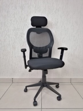 Кресло Barneo K-128 для персонала (черная ткань черная сетка) в Тавде - tavda.ok-mebel.com | фото