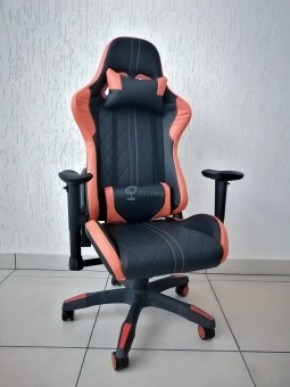 Кресло геймерское Barneo K-52 (черная экокожа оранжевые вставки) в Тавде - tavda.ok-mebel.com | фото