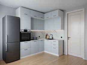 Кухонный гарнитур угловой Смоки 2200*1700 (Стол. 26мм) в Тавде - tavda.ok-mebel.com | фото